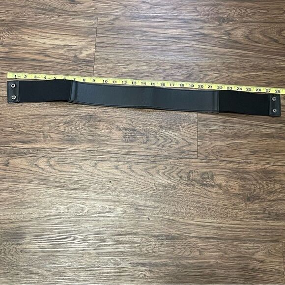 YIK Fung Stretchy Crystal Belt Black with silver Crystals - Picture 8 of 11